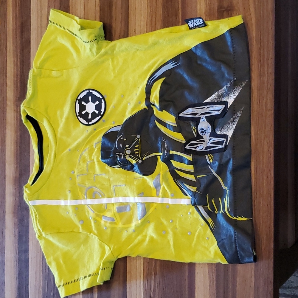 *4 for $18* Adorable Disney store Star Wars neon t shirt 3